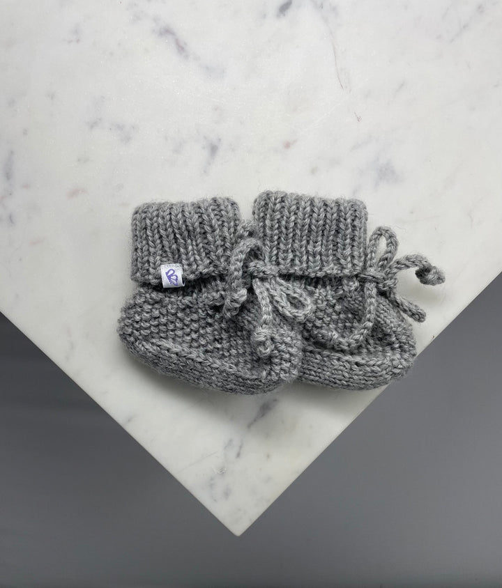 Baby Strick-Schühchen Grau