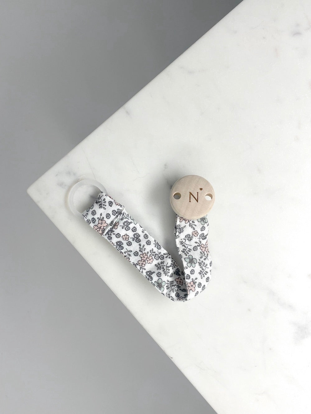 Personalisiere dein Schnullerband